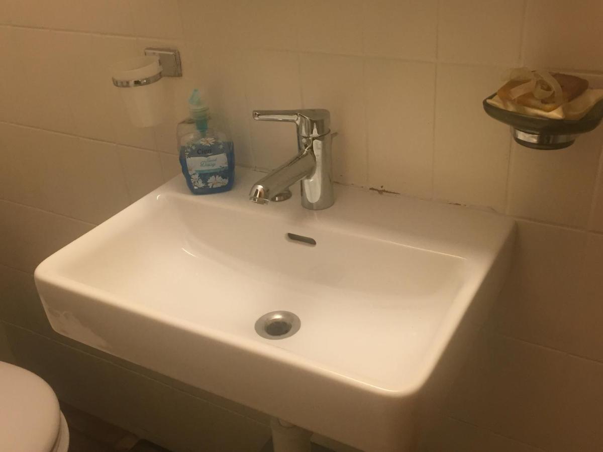 Petit Appart De Charme Eau Chaude Solaire Renovation 2021 Wifi Disponible Belvedere 5 Saint-Luc Exterior photo